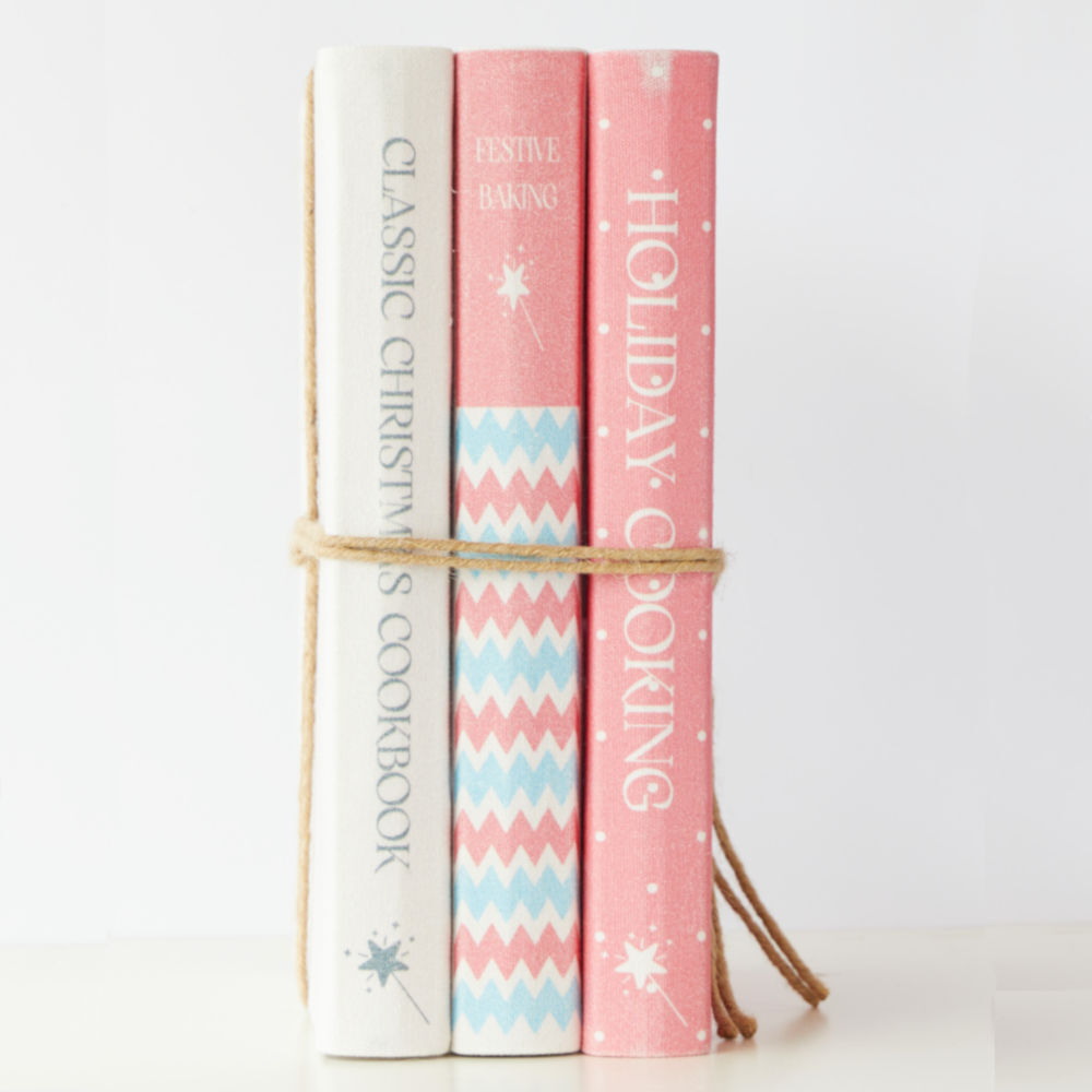 Holiday Cookbook Stack 34cm | Christmas Complete