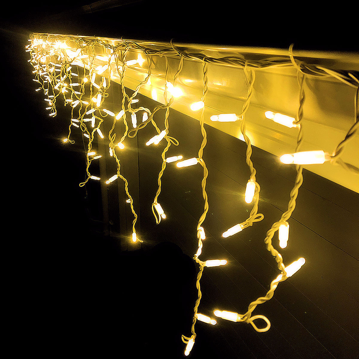 Icicle Lights WARM WHITE 4.8m Christmas Complete