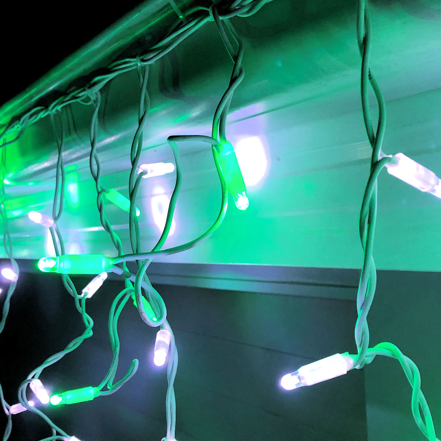 LED Icicle Lights Green & White 4.8m Extendable Christmas Complete