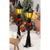 Mini Light Up Street Lamps 2pk 11cm