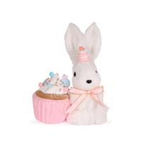 Candy Bunny w. Cupcake 16cm