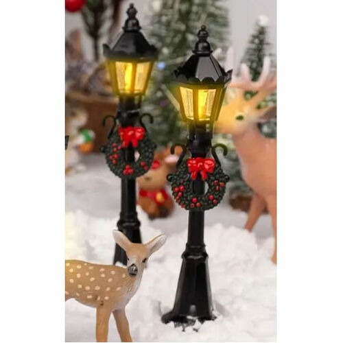Mini Light Up Street Lamps 2pk 11cm