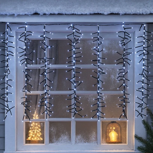 Waterfall Cluster Icicle Lights White 4.8m